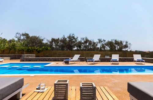 Agios Matthaios Villa | Luxury Corfu Villa | Casa Alta Mare Villa | Private Pool | 3 BDR | Skidi