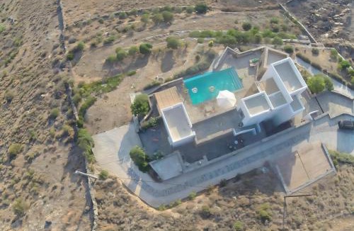 Koundouros Villa | Luxury Cycladic Villa-Enjoy Infinity Pool Sunsets