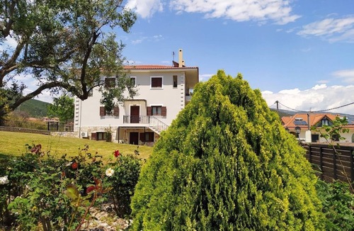 Platanitis Villa | Luxury Villa, panoramic sea view, peaceful surroundings, near Nafpaktos city