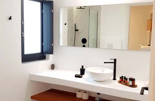 Monolithos Hotel | Luxury hospitality, outstanding view