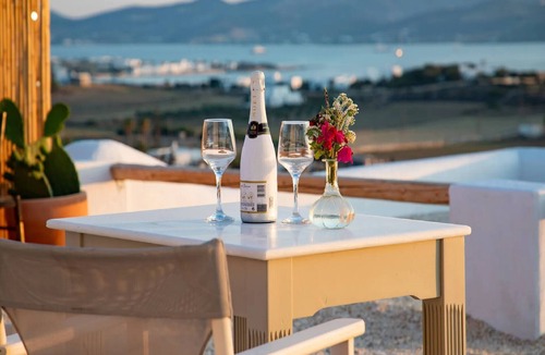 Nea Cryssi Akti Villa | Luxury Paros Suite | Suite Orchid | Exclusive Suite with Furnished Stone.