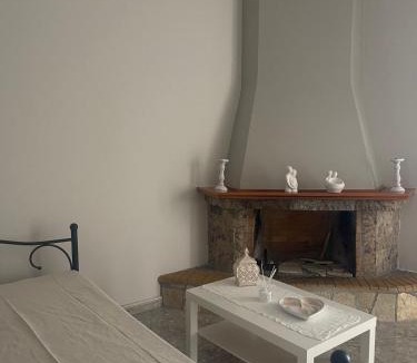Lokroi House | Luxury seaside apartment, 3 bedrooms