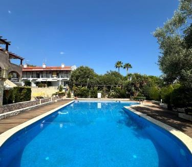 Pefkochori House | Luxury Seaside Apt In Pefkochori Featuring Pool