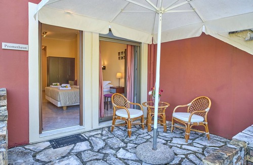 Apraos Apartment | Luxury Studios Chrismos 8A Apraos Corfu