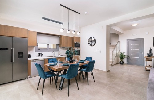 Faistos Villa | Luxury villa just a two-minute walk from the beach