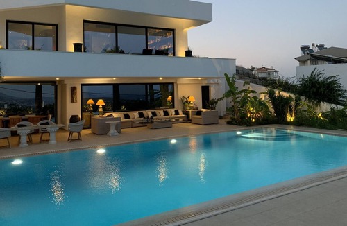 Nea Makri Villa | Luxury Villa Marathon