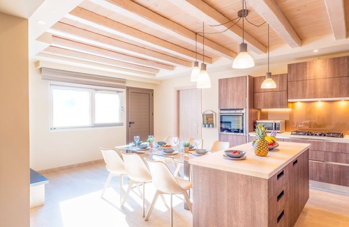 Termenades Villa | Luxury Villa Matzourana - Exclusive Villa by the Sea with swimming pool on Corfu Island, Greece