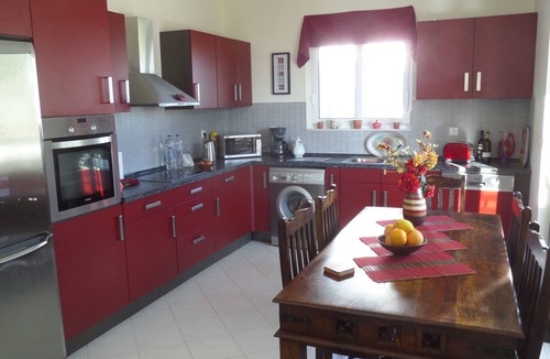 Archangelos Villa | Luxury Villa. Overlooks Tsampika Beach. Large private pool. 4 bedrooms.