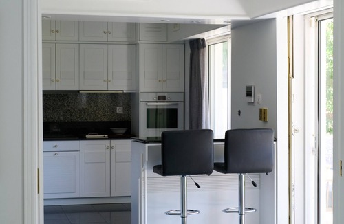Vouliagmeni Villa | Luxury Villa with Pool,BBQ and Garden Vouliagmenin