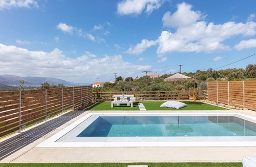 Kounelion Villa | Luxury villa with private pool, for families seeking nature's tranquil escape
