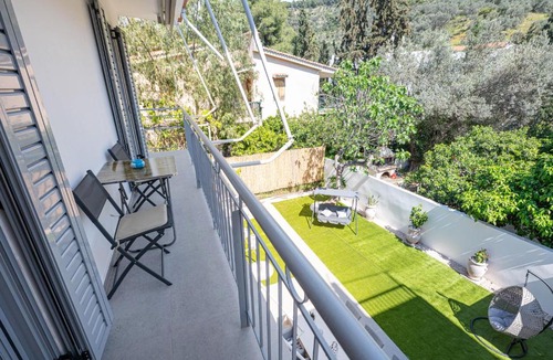 Poros Apartment | Luxury Villa Yvonni