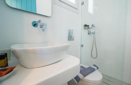 Plaka Villa | luxury villas Plaka