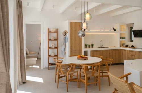 Santa Maria Villa | Luxury Villas with beautiful pool view! Family-sized with a 7,000 sqm garden!