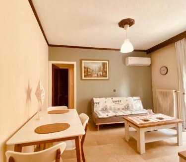Komotini Apartment | Mυρσίνη