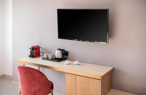 Chania Town Hotel | M City Hotel