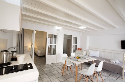 Mykonos House | Madres Houses