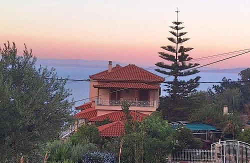 Livadi Apartment | Magical Dawn from Leonidio to Tyros