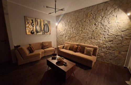 Vitina Apartment | Mainalo View House