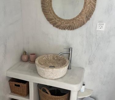 Milopotas House | Maison Grecque Style Hacienda
