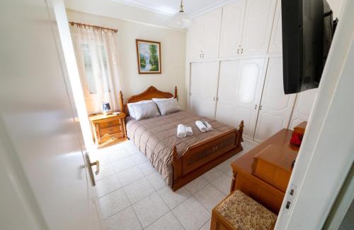 Zavlani Apartment | MANDO PATRASSO - Clasical apartment in the center of Patras with free parking