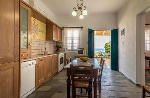 Mandrakia House | Mandrakia Bliss House