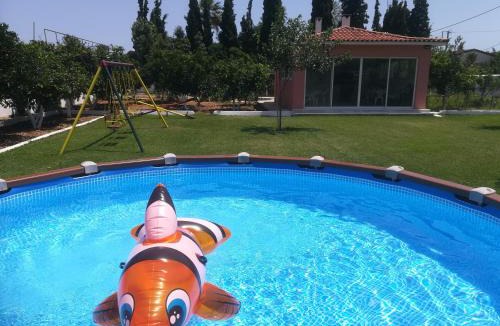 Schinias Villa | Marathon Beachside Villa 100m from the beach