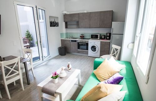 Nea Chora Apartment | Mare civitas unum ,near Beach, Chania Old Town