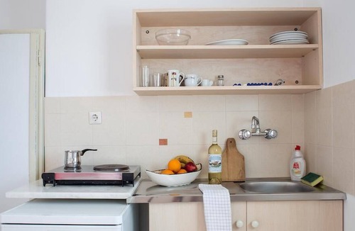 Parasporos Apartment | Marili Apartments, Apt#3 by the sea