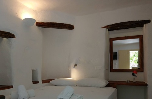 Parasporos House | Marili Apartments, Apt#7, Small indepentent house