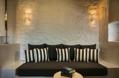 Chora Folegandros House | Maris Private Residence