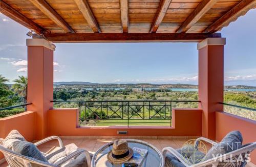 Kilada Villa | Mariza Luxury Villa With Pool by goutos properties