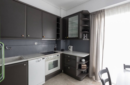 Anafiotika Apartment | Massive 2-Apartment Combo | Unbeatable Acropolis Views | Sleeps 9