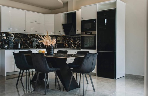Alykes Villa | Mat Luxury Villa - Three Bedroom Villa, Sleeps 6
