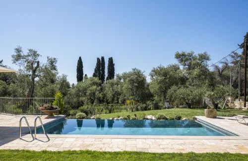 Gazatika Villa | Mateo Stone Villa by Konnect with Private Pool