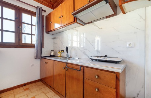 Nidri Apartment | Mati Sea View Apartment with Sea View, Wi-Fi, and Air Conditioning
