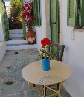 Folegandros Town House | Matsas Mansions