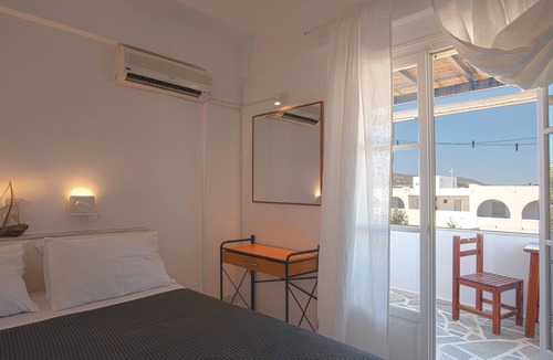 Ampelas Condo | maya apartment sea front aparent in the center of ampelas paros
