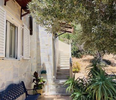 Agia Galini House | Meer an Oliven