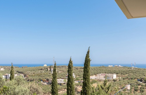 Maroulas Villa | Mela Villas