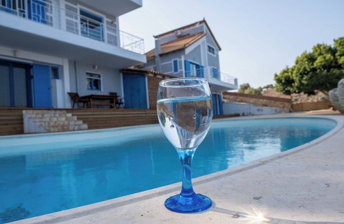 Galaxidi Villa | Meliti is a villa with a small garden with barbeque next to the sea