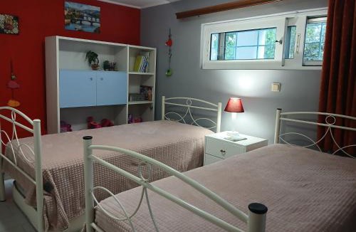 Karlovassi Apartment | Melody, Karlovasi Samos cottage