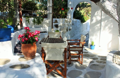 Piso Livadi Apartment | Meltemi 2 bedroom apartment