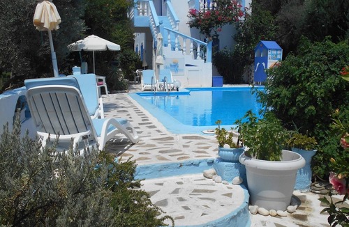 Marathokampos Apartment | Meltemia Studio Samos with pool