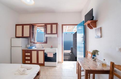 Donoussa Apartment | Mesaria Studio