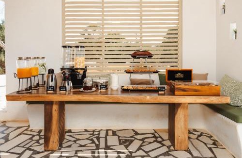 Plaka Apartment | Michaella Studios