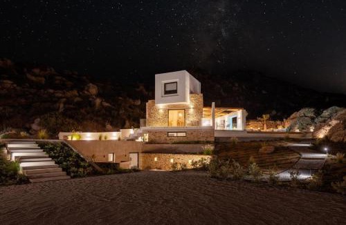 Maragas Villa | Mikri Sorriso - Luxurious Villa On The Beach