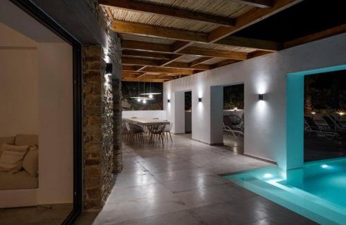 Maragas Villa | Mikri Sorriso - Luxurious Villa On The Beach