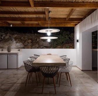 Maragas Villa | Mikri Sorriso - Luxurious Villa On The Beach