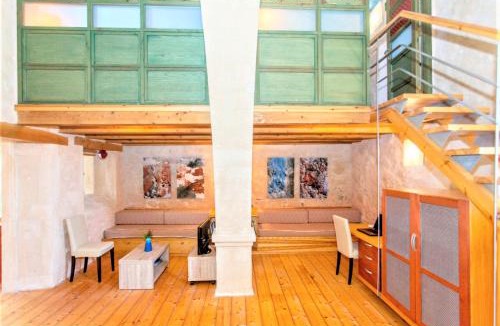 Roustika House | Milio's House
