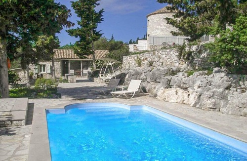 Ieromonachos Villa | Millers Cottage: Large Private Pool, A/C, WiFi